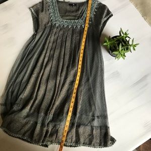 Rye short pheasant dress with cap sleeves